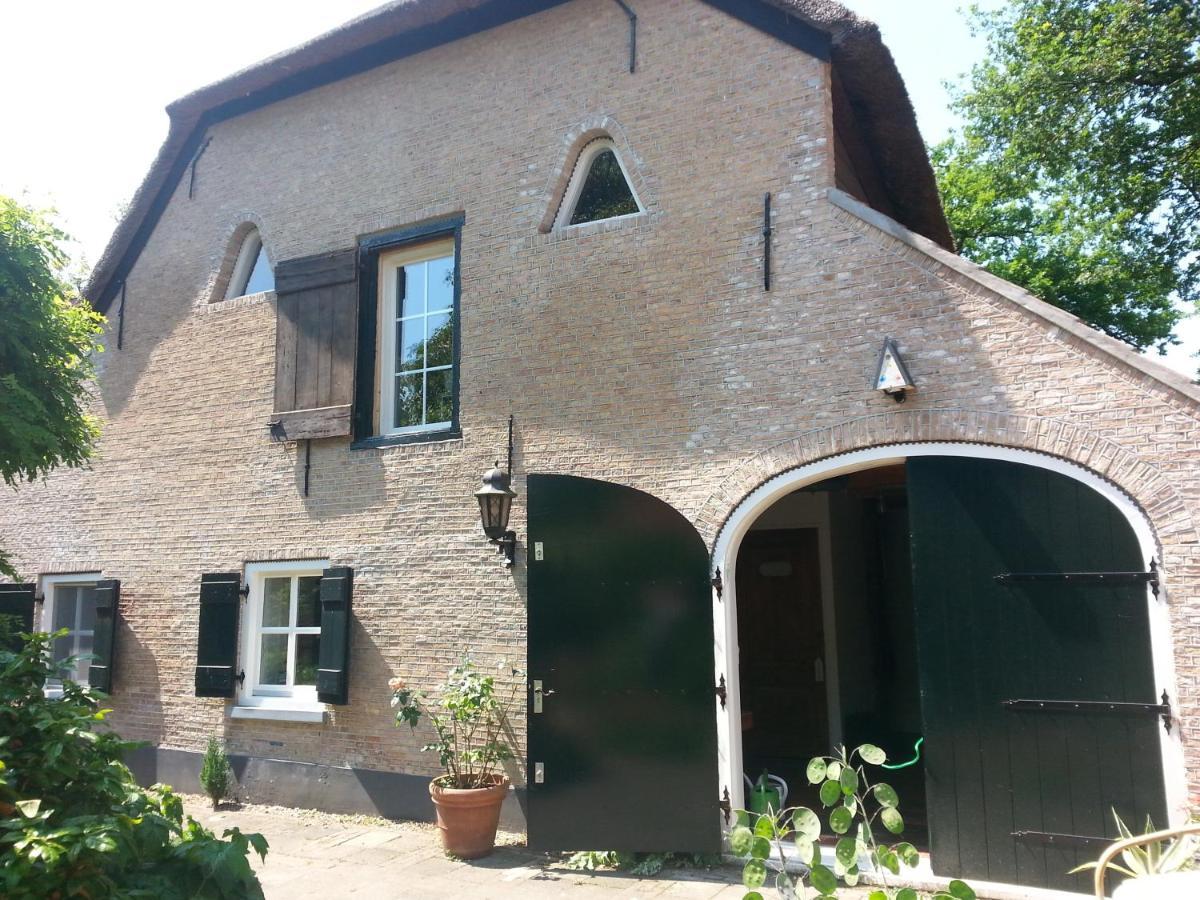 B & B De Pimpelmees 's-Gravenmoer Bagian luar foto