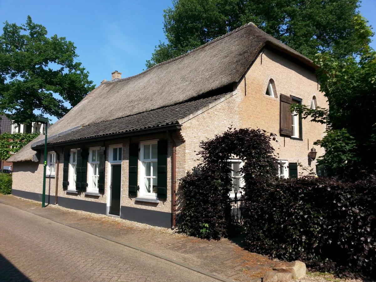 B & B De Pimpelmees 's-Gravenmoer Bagian luar foto